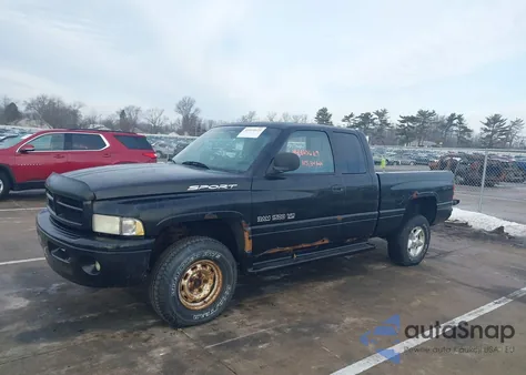 2001 Dodge Ram 1500 St из США, поврежденный, VIN 1B7HF13Y71J221065